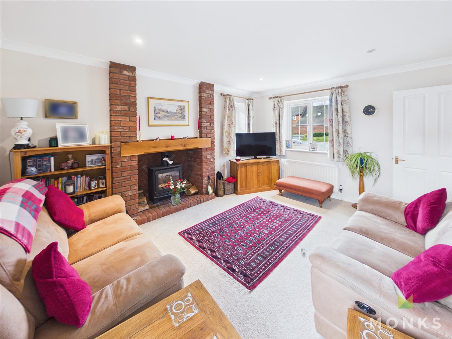 26 Kings Drive, Shrewsbury, SY4 2DG For Sale